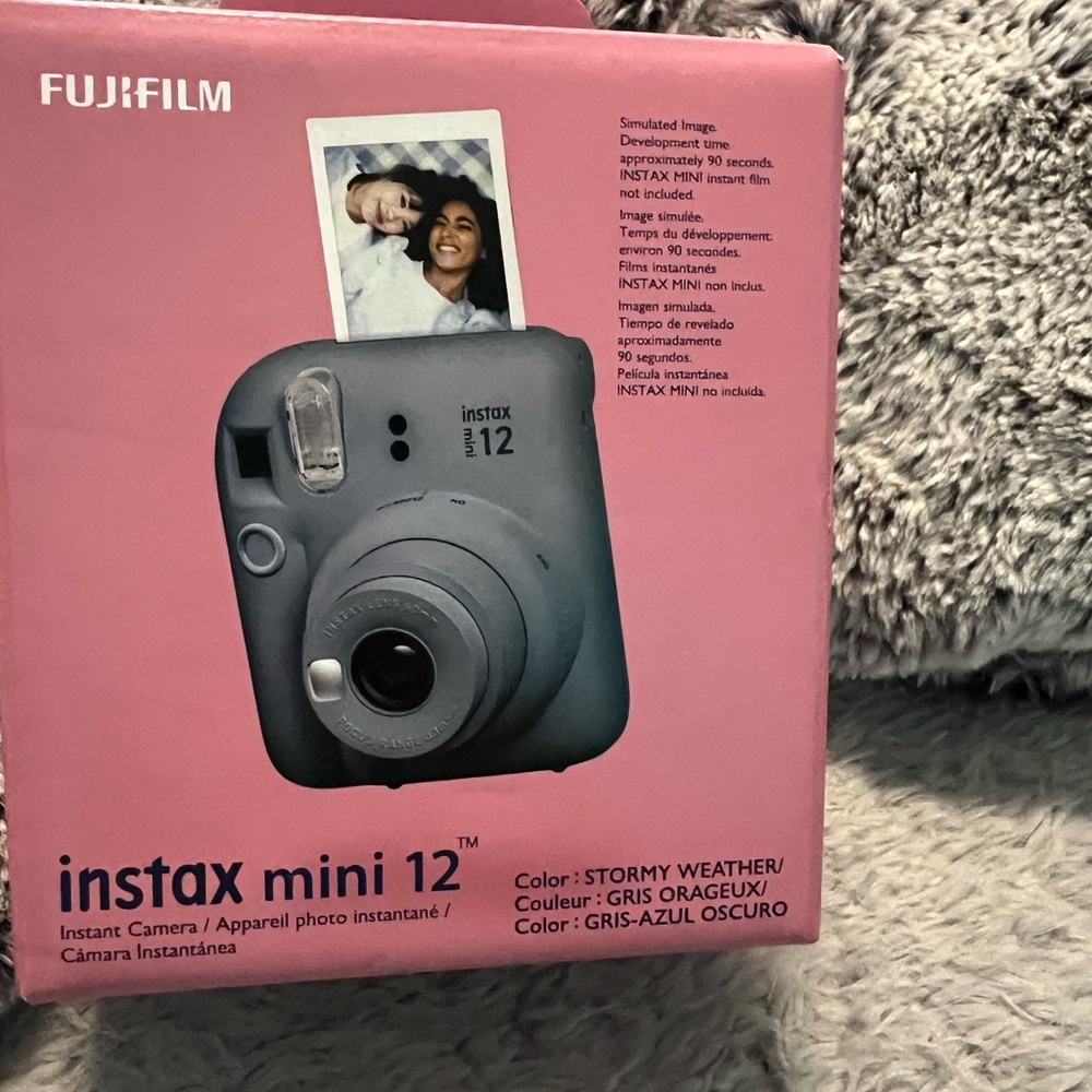Fujifilm Instax Mini 12 Instant Camera -